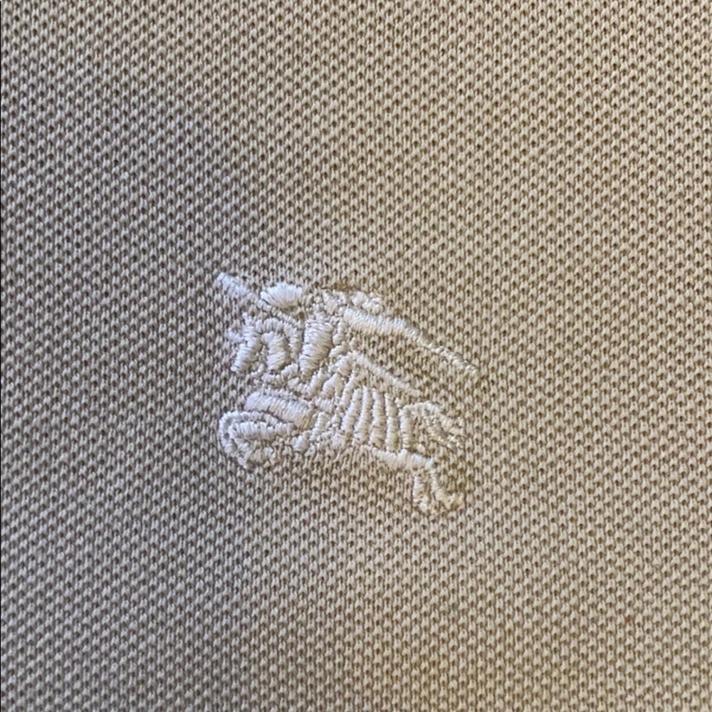 Selling original Burberry polo worn twice